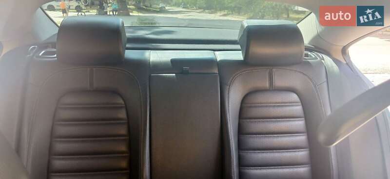 Купе Volkswagen CC / Passat CC 2011 в Кропивницком