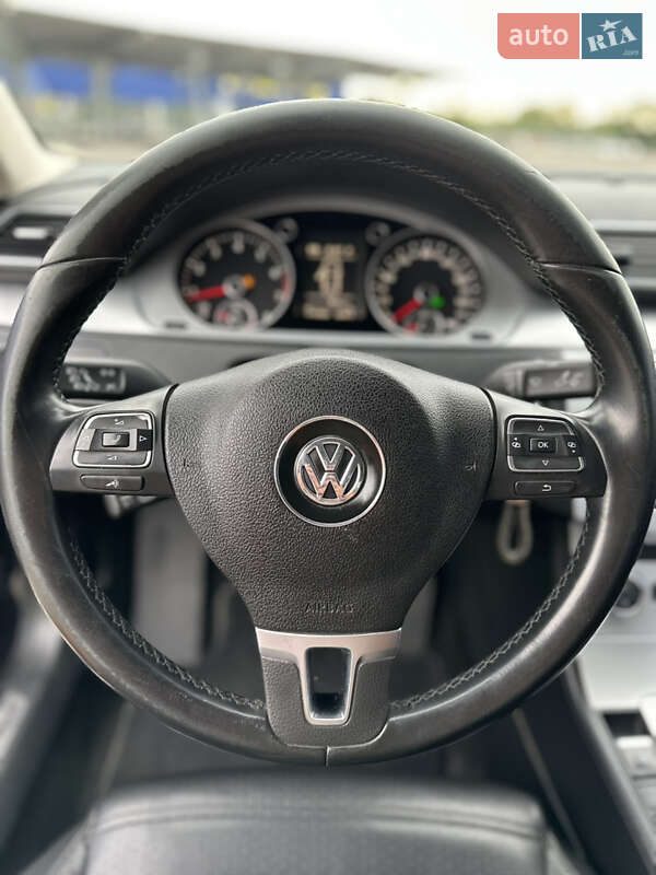 Купе Volkswagen CC / Passat CC 2012 в Запорожье