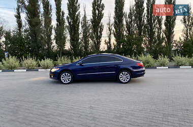Купе Volkswagen CC / Passat CC 2010 в 