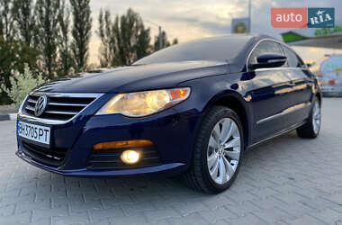 Купе Volkswagen CC / Passat CC 2010 в 