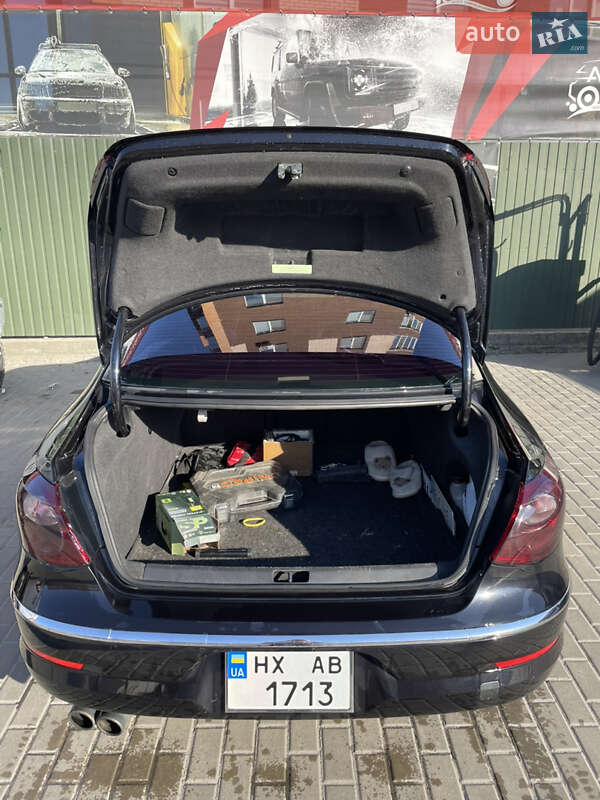 Купе Volkswagen CC / Passat CC 2010 в Полонному