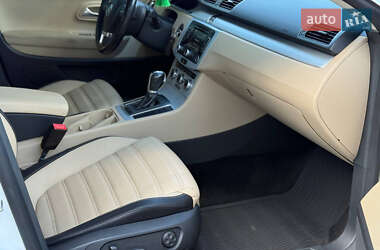 Купе Volkswagen CC / Passat CC 2014 в 