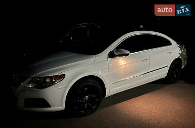 Купе Volkswagen CC / Passat CC 2011 в 