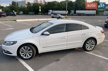 Купе Volkswagen CC / Passat CC 2012 в 