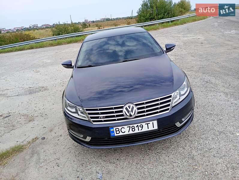 Купе Volkswagen CC / Passat CC 2013 в Львові