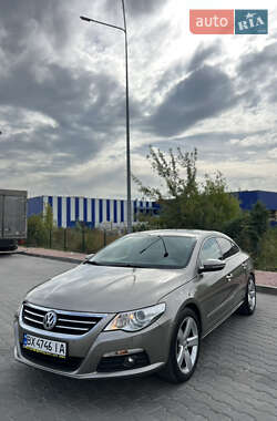 Купе Volkswagen CC / Passat CC 2009 в 