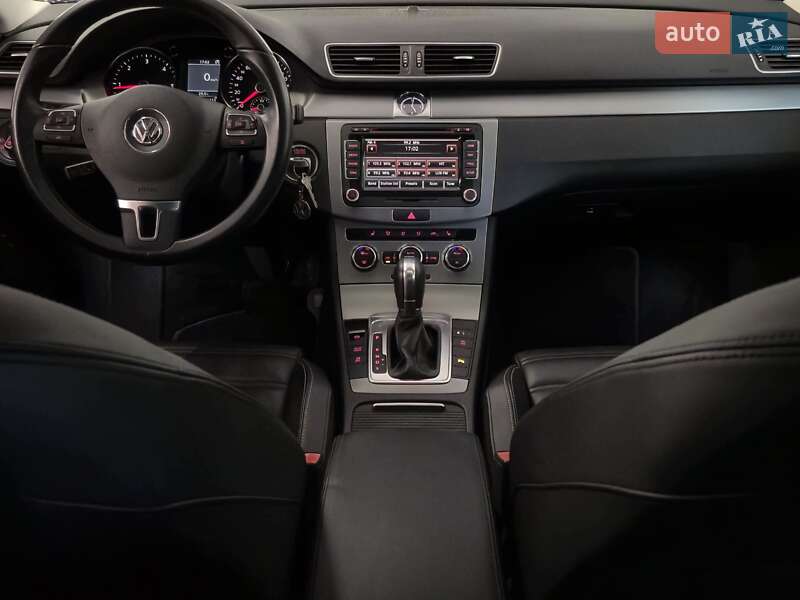 Купе Volkswagen CC / Passat CC 2012 в Николаеве