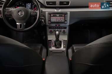Купе Volkswagen CC / Passat CC 2012 в 