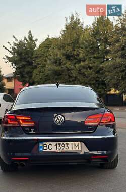 Купе Volkswagen CC / Passat CC 2014 в 
