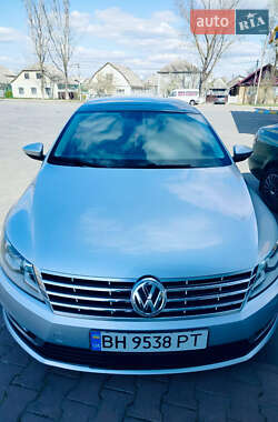 Купе Volkswagen CC / Passat CC 2012 в 