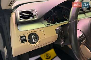 Купе Volkswagen CC / Passat CC 2013 в 