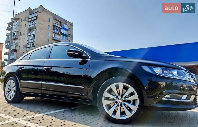 Купе Volkswagen CC / Passat CC 2012 в Киеве