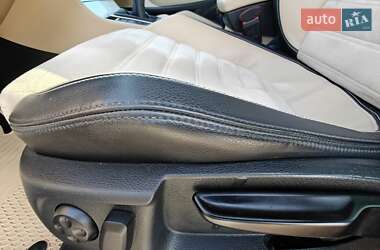 Купе Volkswagen CC / Passat CC 2012 в 