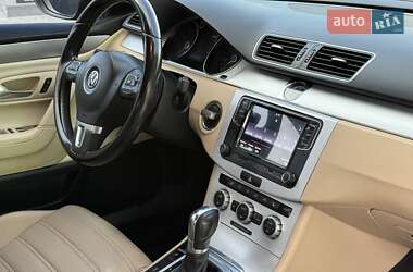 Купе Volkswagen CC / Passat CC 2013 в 