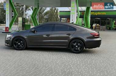 Купе Volkswagen CC / Passat CC 2013 в 
