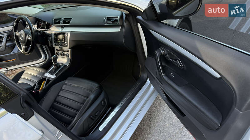 Купе Volkswagen CC / Passat CC 2012 в Боярке