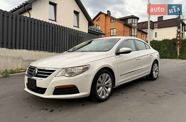 Купе Volkswagen CC / Passat CC 2010 в Виннице