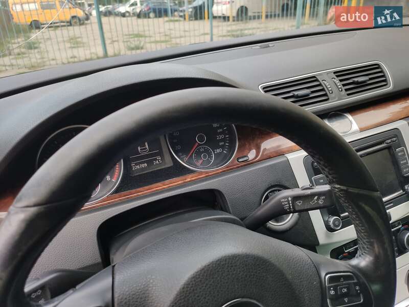 Купе Volkswagen CC / Passat CC 2011 в Харькове фото 14 Купе Volkswagen CC / Passat CC 2011 в Харькове