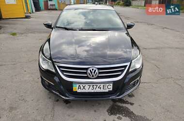 Купе Volkswagen CC / Passat CC 2011 в 