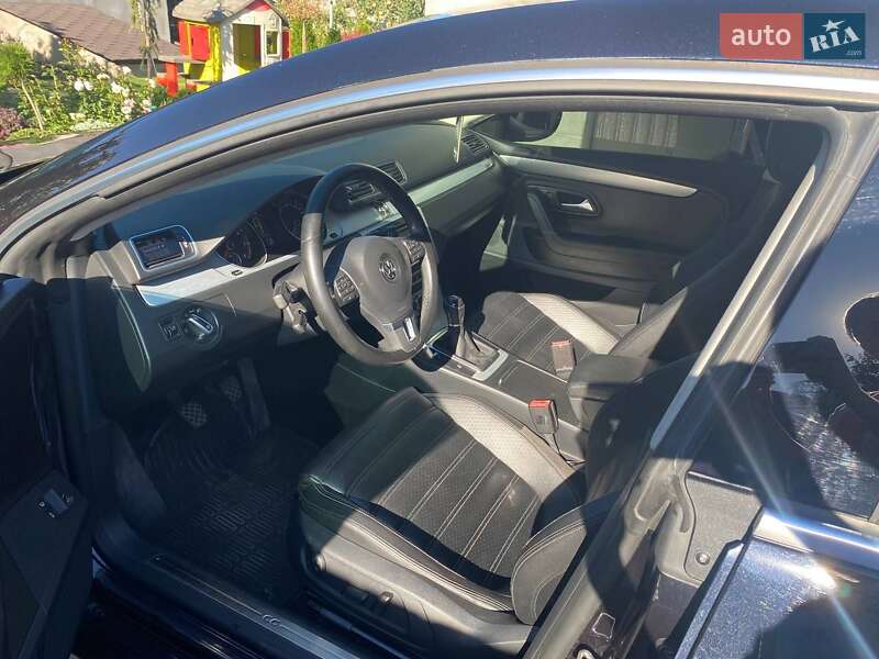 Купе Volkswagen CC / Passat CC 2012 в Помошной