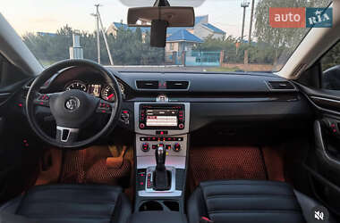 Купе Volkswagen CC / Passat CC 2012 в 