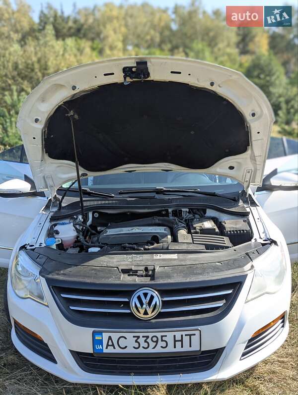 Купе Volkswagen CC / Passat CC 2010 в Камені-Каширському