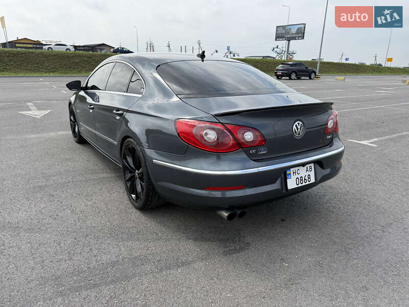 Купе Volkswagen CC / Passat CC 2011 в Львове