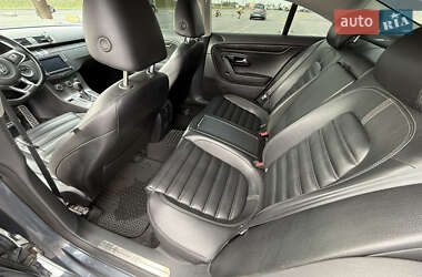Купе Volkswagen CC / Passat CC 2011 в 