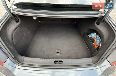 Купе Volkswagen CC / Passat CC 2011 в 