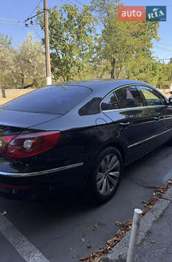 Купе Volkswagen CC / Passat CC 2011 в 