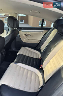 Купе Volkswagen CC / Passat CC 2014 в 