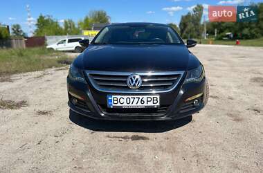 Купе Volkswagen CC / Passat CC 2011 в 