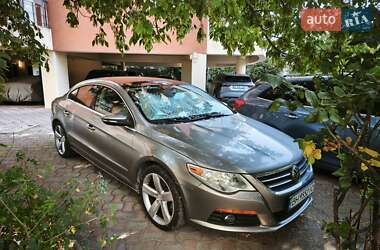 Купе Volkswagen CC / Passat CC 2010 в Измаиле