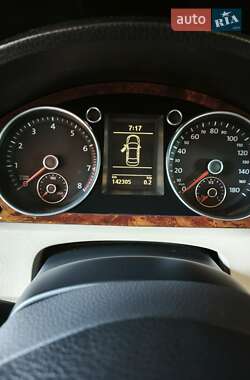 Купе Volkswagen CC / Passat CC 2010 в 