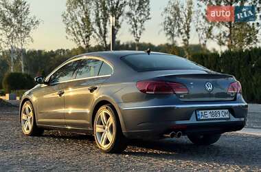 Купе Volkswagen CC / Passat CC 2013 в 