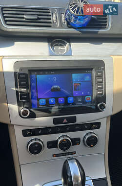 Купе Volkswagen CC / Passat CC 2012 в 