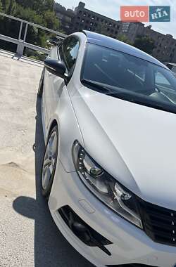 Купе Volkswagen CC / Passat CC 2013 в 