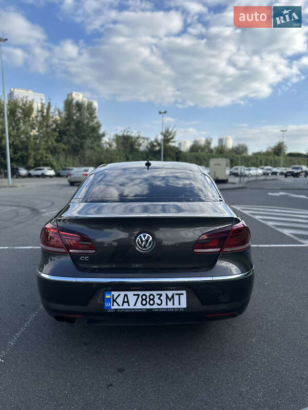 Купе Volkswagen CC / Passat CC 2012 в Киеве