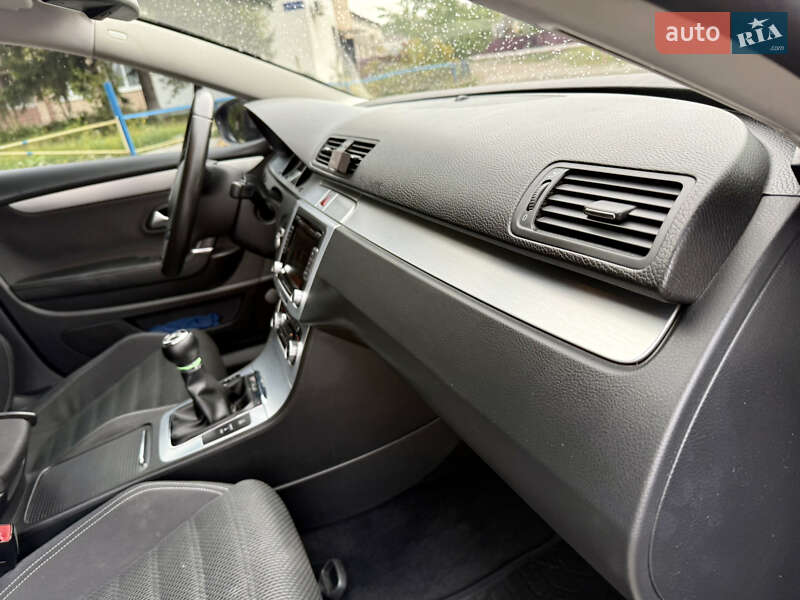 Купе Volkswagen CC / Passat CC 2009 в Тернополе фото 16 Купе Volkswagen CC / Passat CC 2009 в Тернополе