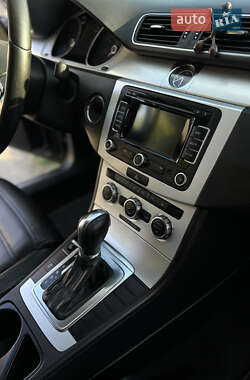 Купе Volkswagen CC / Passat CC 2012 в 