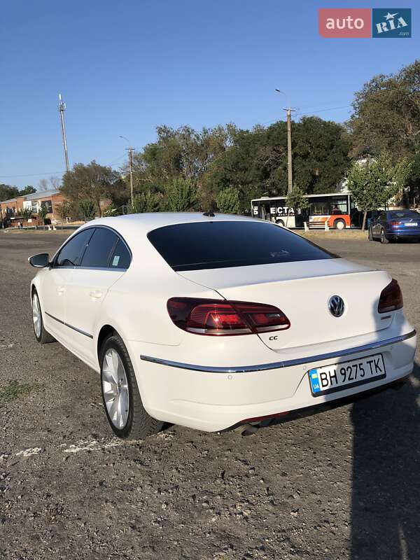 Купе Volkswagen CC / Passat CC 2014 в Білгороді-Дністровському