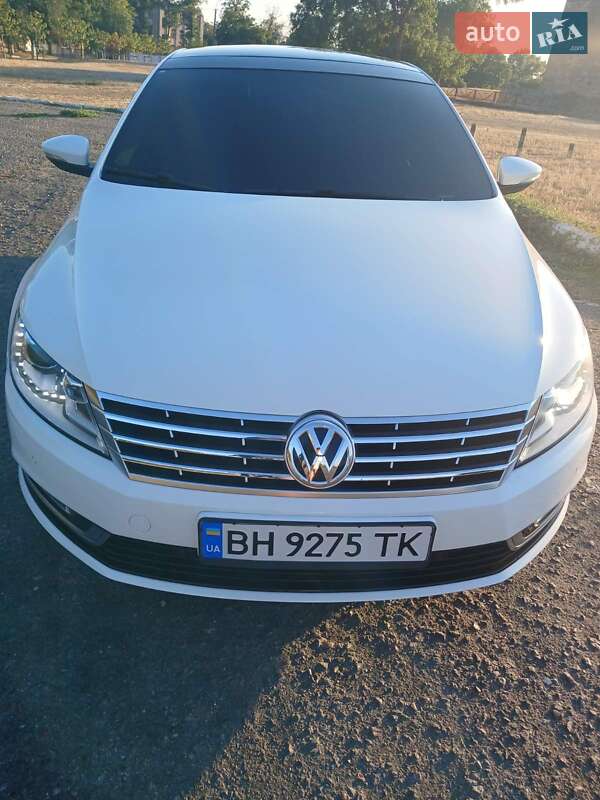 Купе Volkswagen CC / Passat CC 2014 в Білгороді-Дністровському