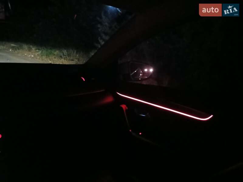 Купе Volkswagen CC / Passat CC 2014 в Білгороді-Дністровському