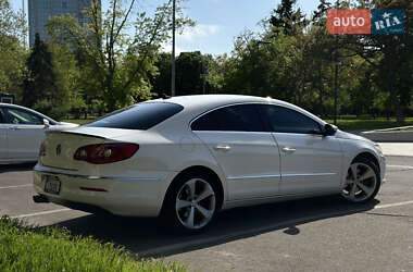 Купе Volkswagen CC / Passat CC 2010 в 