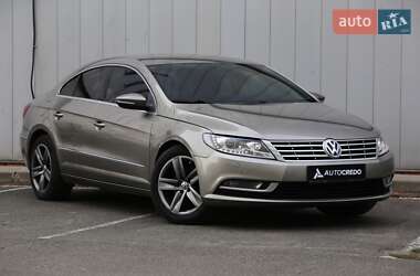 Купе Volkswagen CC / Passat CC 2012 в Киеве