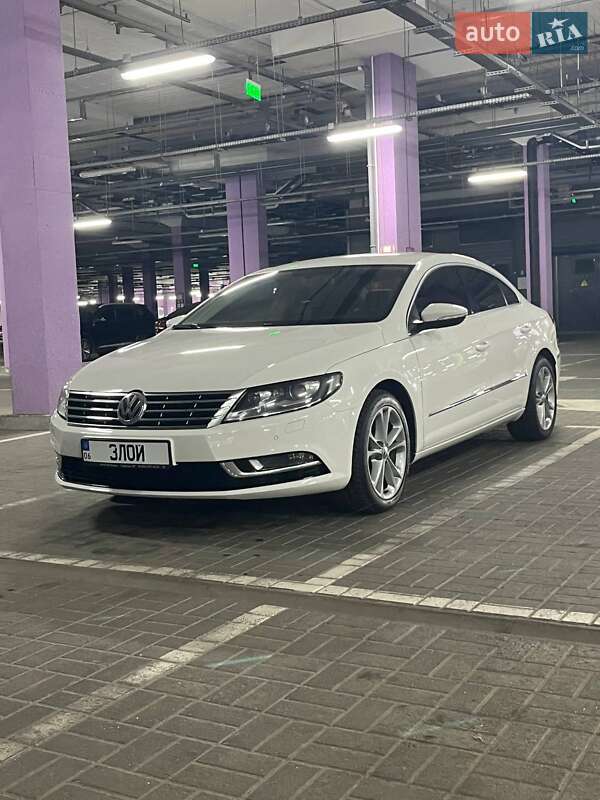 Купе Volkswagen CC / Passat CC 2012 в Києві фото 17 Купе Volkswagen CC / Passat CC 2012 в Києві