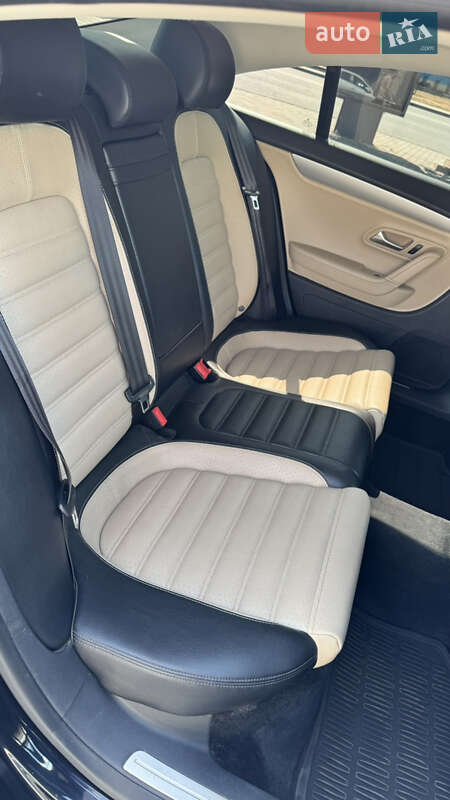 Купе Volkswagen CC / Passat CC 2012 в Черкассах