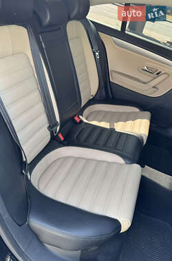 Купе Volkswagen CC / Passat CC 2012 в 