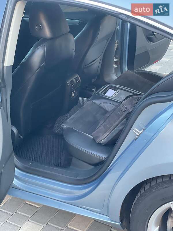 Купе Volkswagen CC / Passat CC 2010 в Одесі