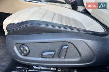 Купе Volkswagen CC / Passat CC 2014 в 